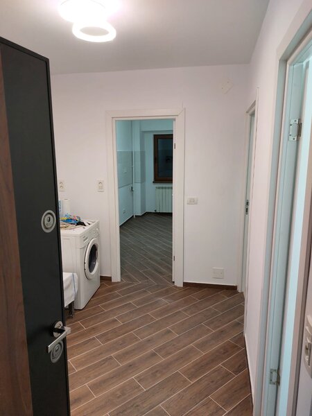 Sebastian, apropiere parc.