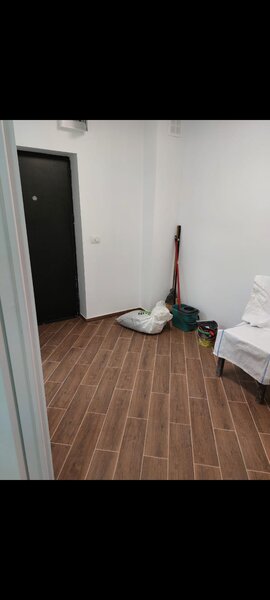 Sebastian, apropiere parc.